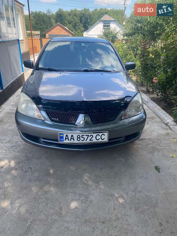 Універсал Mitsubishi Lancer