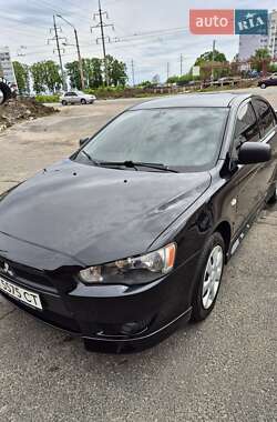 Mitsubishi Lancer  2011