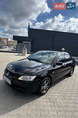 Mitsubishi Lancer  2005