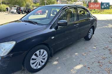 Mitsubishi Lancer  2004