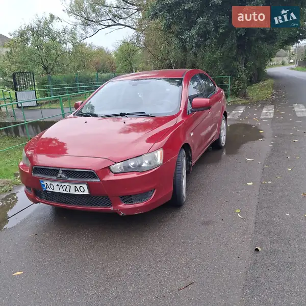 Mitsubishi Lancer