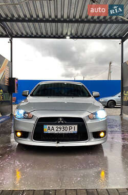 Mitsubishi Lancer  2013