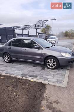 Mitsubishi Lancer  2005