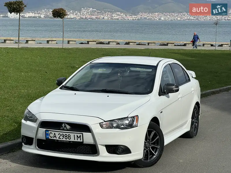 Mitsubishi Lancer