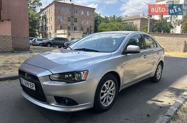 Mitsubishi Lancer  2011