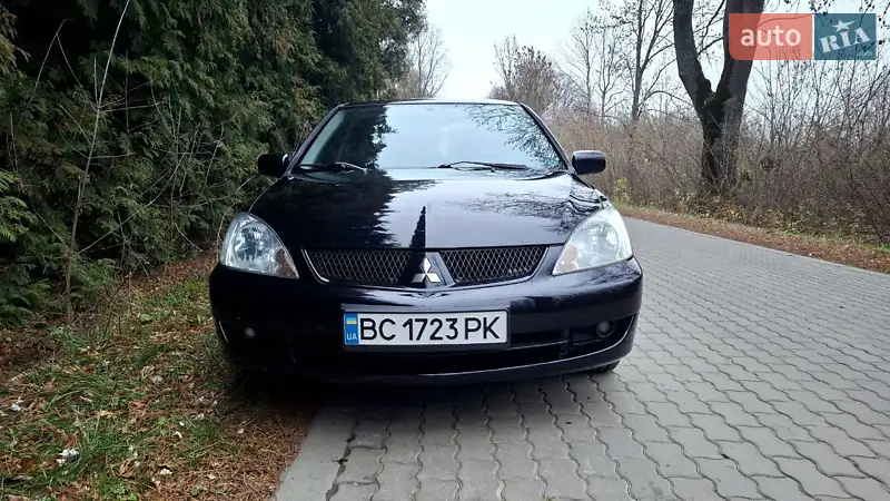 Mitsubishi Lancer