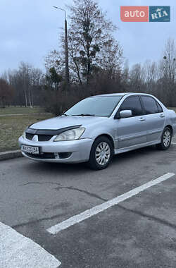 Mitsubishi Lancer  2005