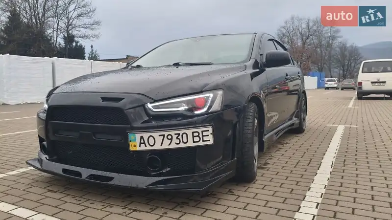 Mitsubishi Lancer