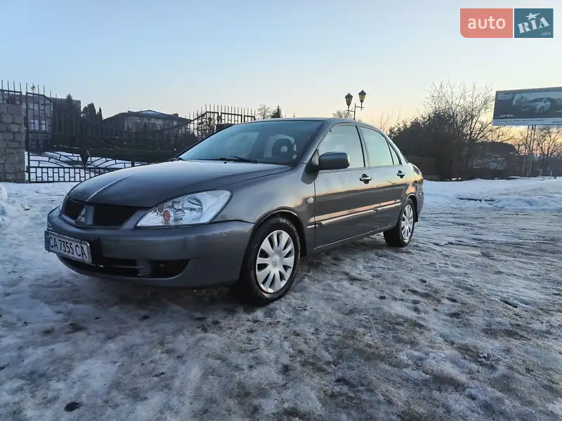 Mitsubishi Lancer