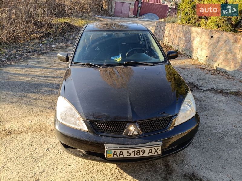 Mitsubishi Lancer