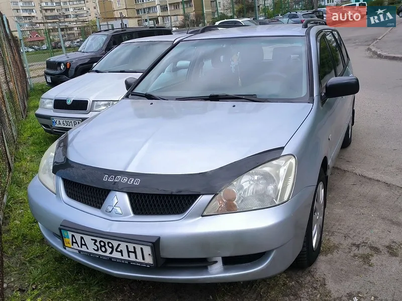 Mitsubishi Lancer
