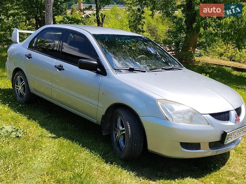 Mitsubishi Lancer