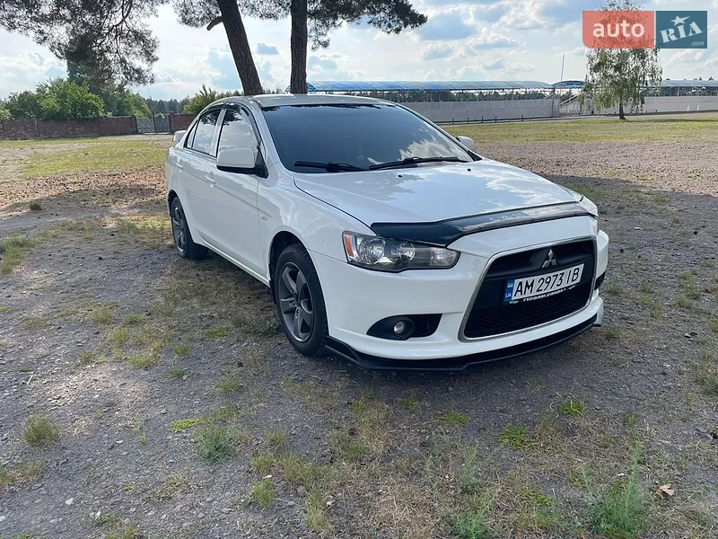 Mitsubishi Lancer