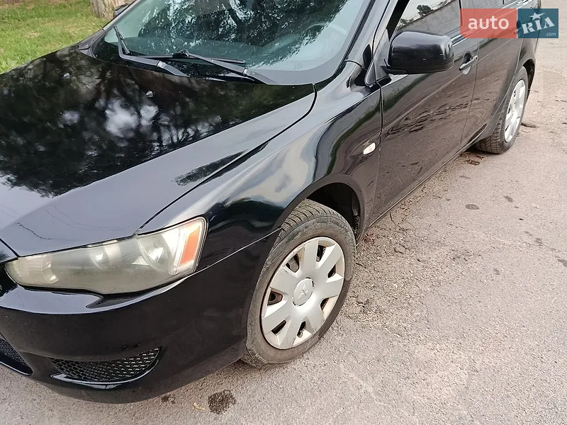 Mitsubishi Lancer