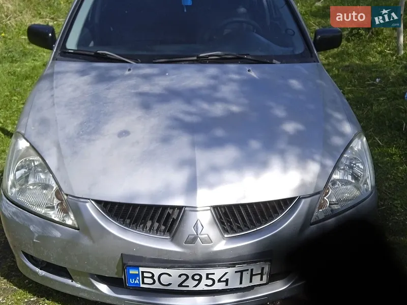 Mitsubishi Lancer