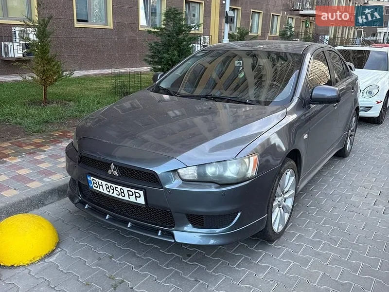 Mitsubishi Lancer