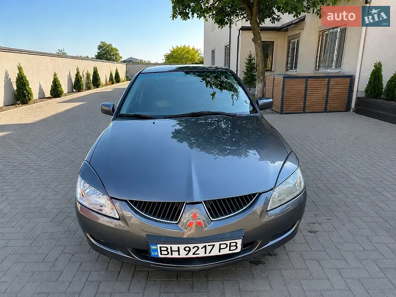 Mitsubishi Lancer