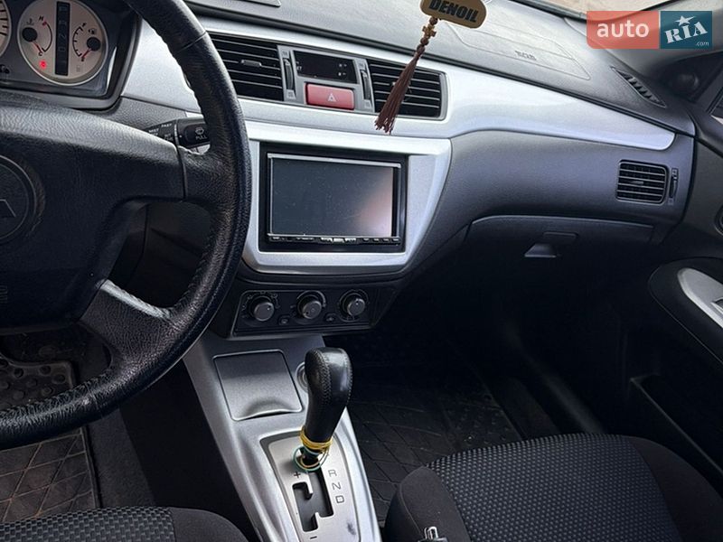Седан Mitsubishi Lancer 2005 в Житомире