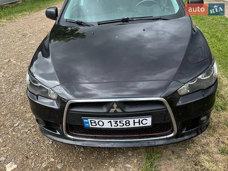 Mitsubishi Lancer