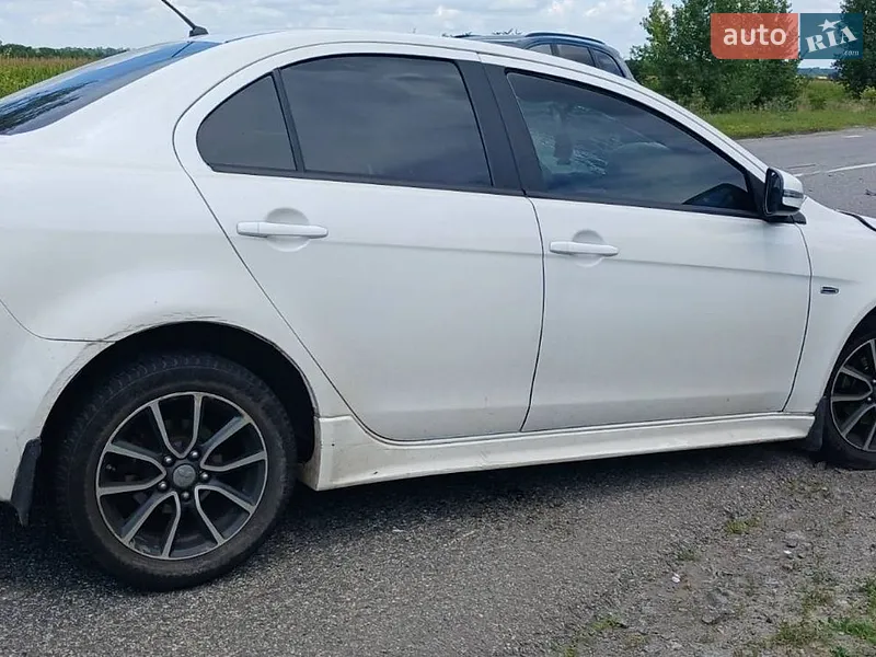 Mitsubishi Lancer