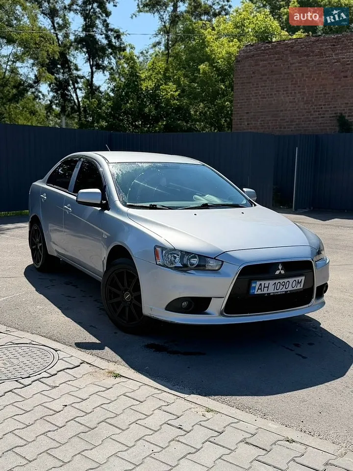 2012 Mitsubishi Lancer - фото 1