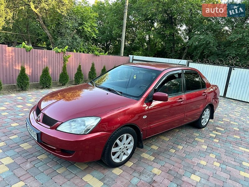 Седан Mitsubishi Lancer 2007 в Черновцах