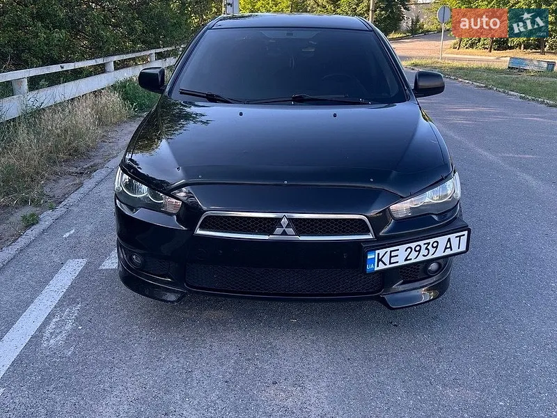 Mitsubishi Lancer
