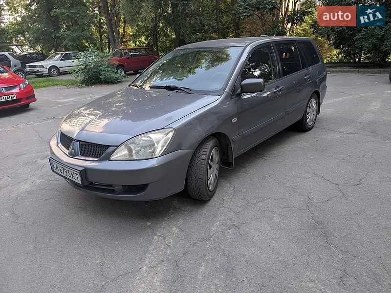 Mitsubishi Lancer