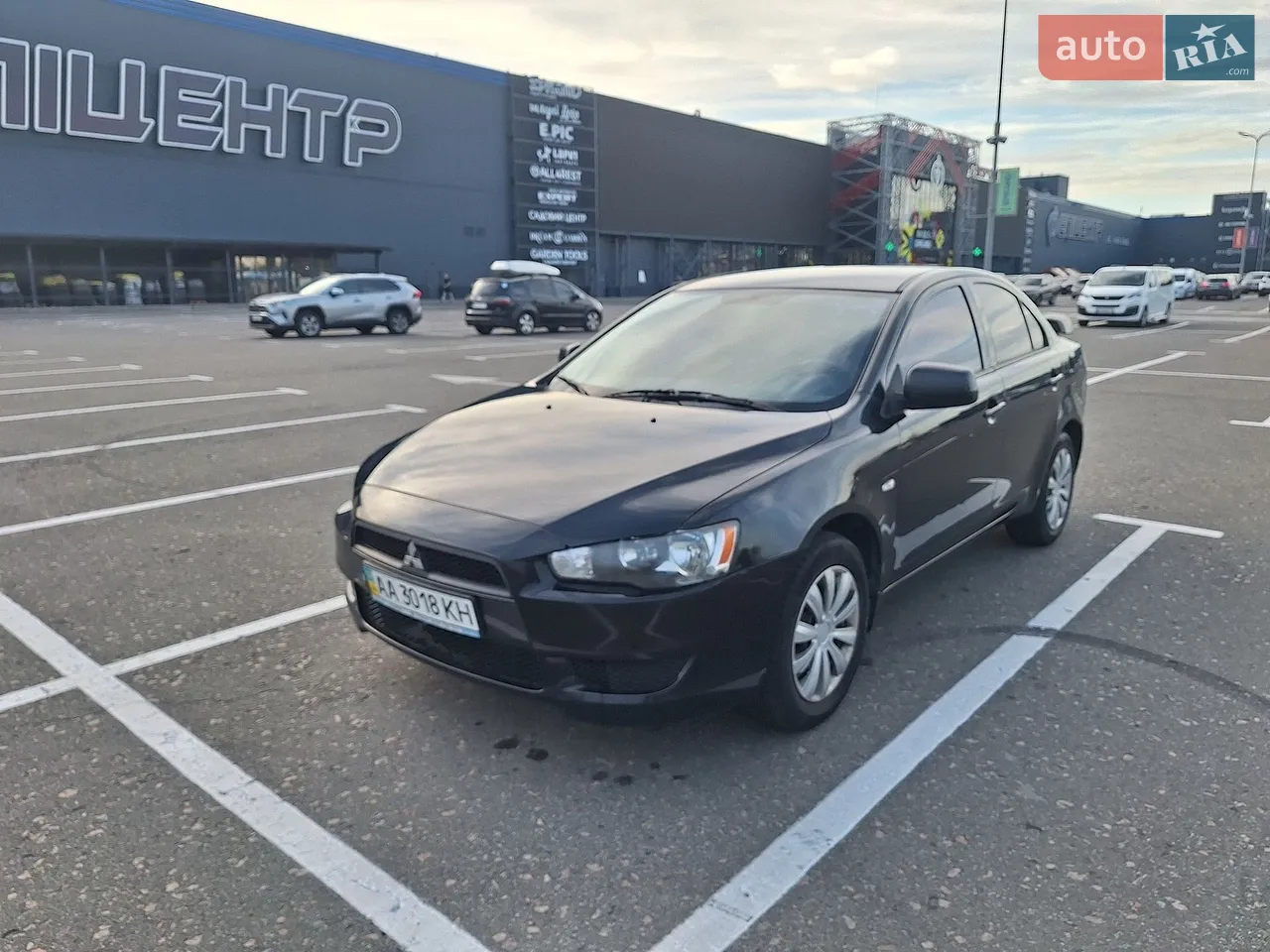 2010 Mitsubishi Lancer - мініатюра 3