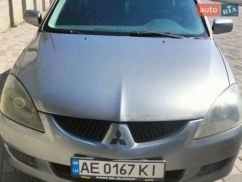 Mitsubishi Lancer
