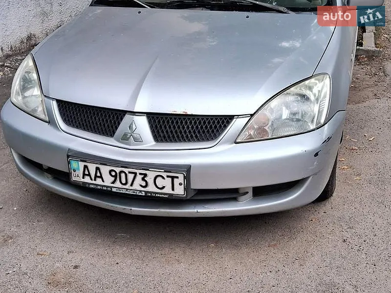 Mitsubishi Lancer