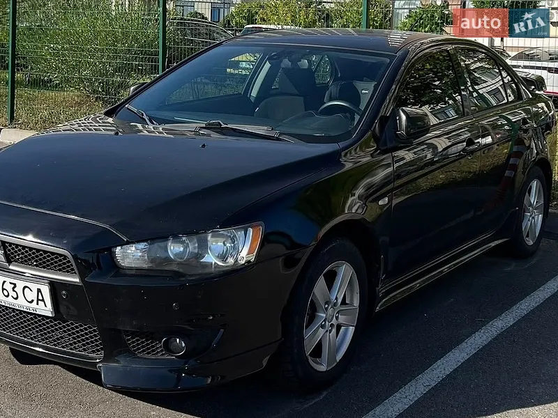 Mitsubishi Lancer