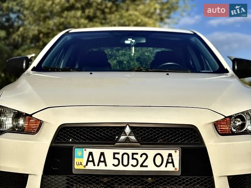 Mitsubishi Lancer 2011