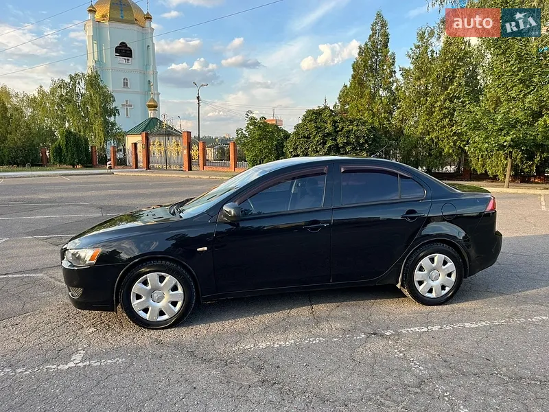 Mitsubishi Lancer