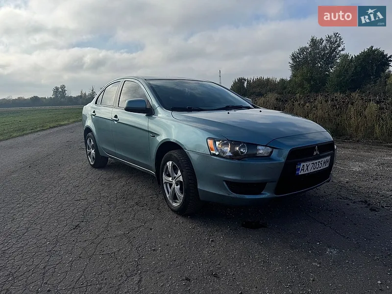 Mitsubishi Lancer