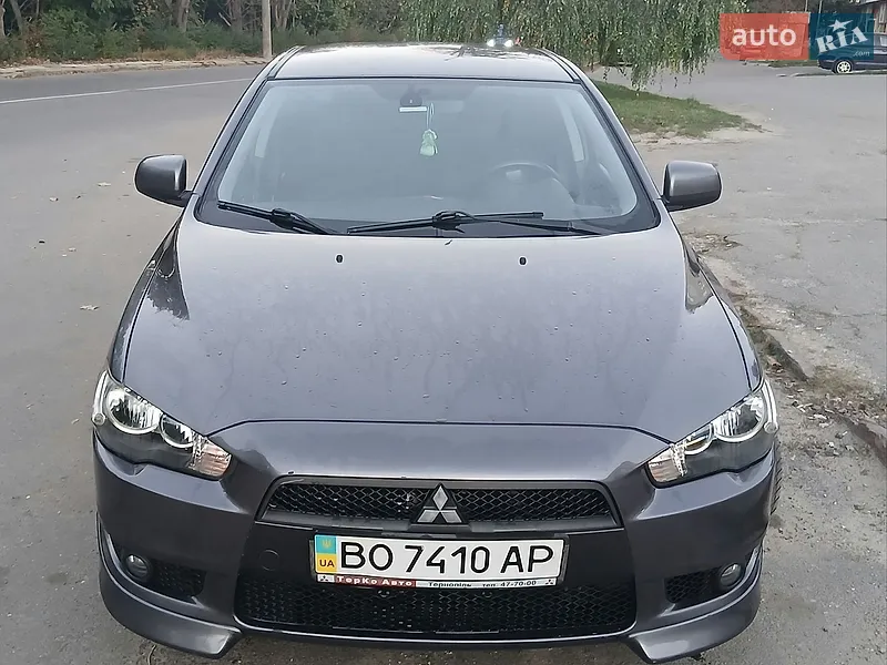 Mitsubishi Lancer
