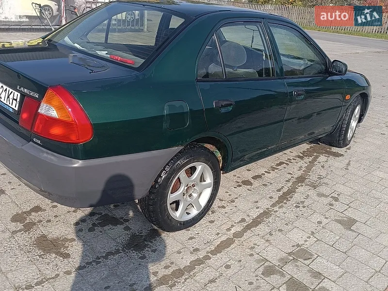 Mitsubishi Lancer