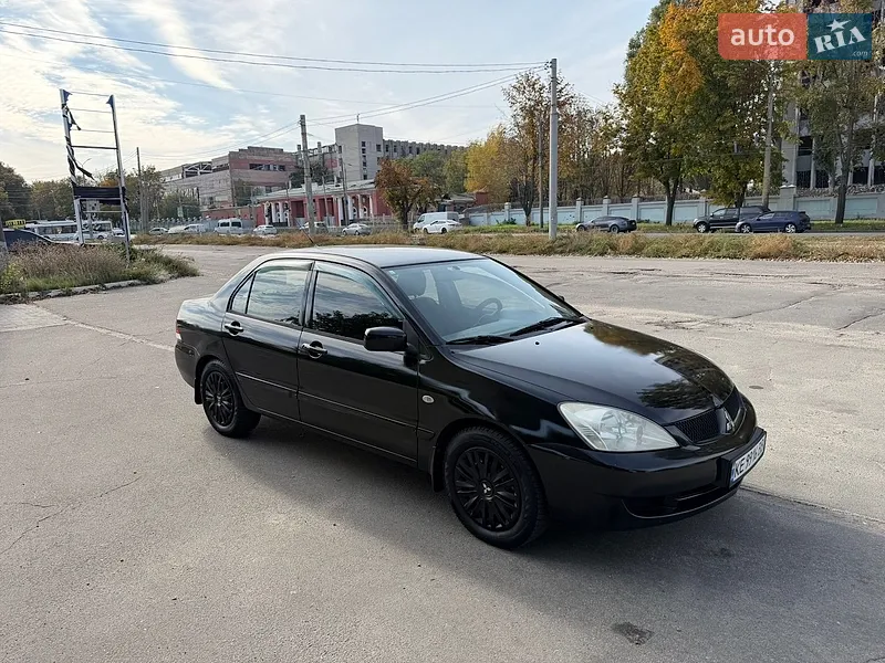 Mitsubishi Lancer