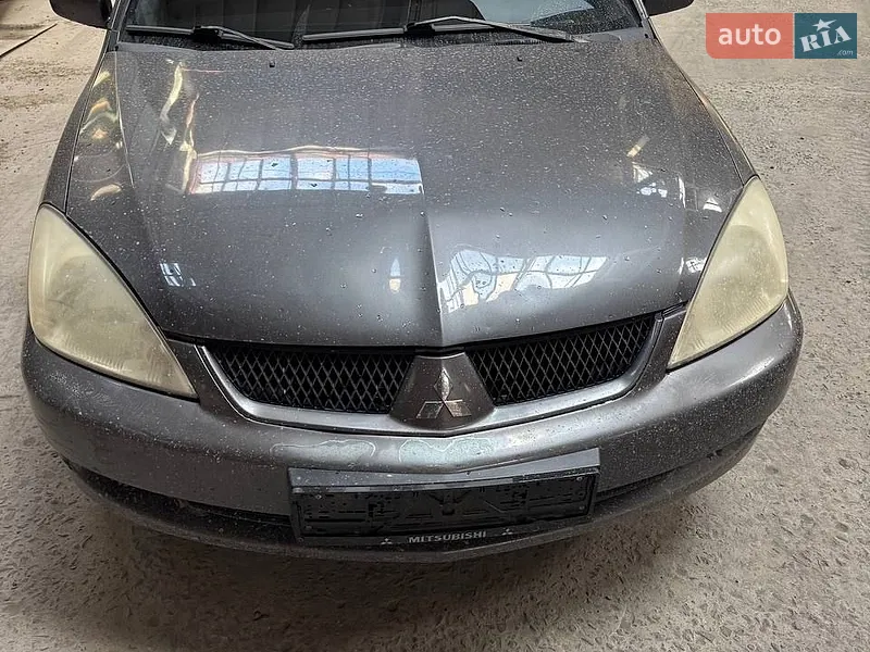 Mitsubishi Lancer
