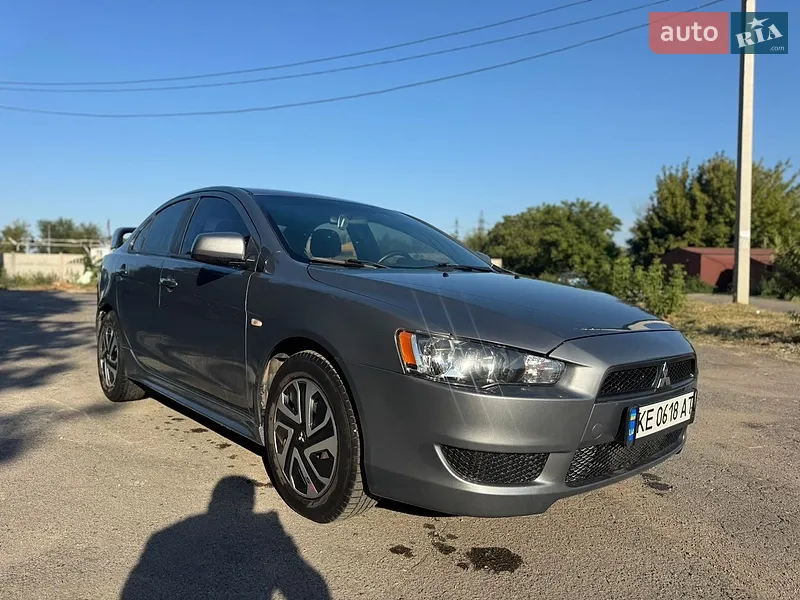 Mitsubishi Lancer