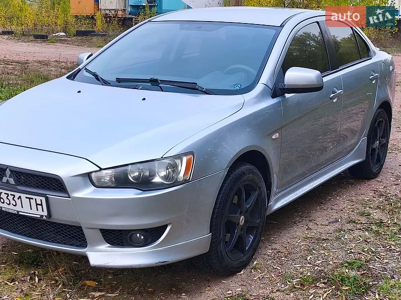 Mitsubishi Lancer