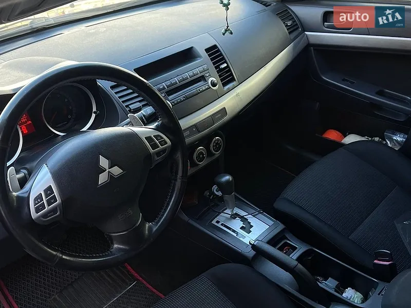 Mitsubishi Lancer
