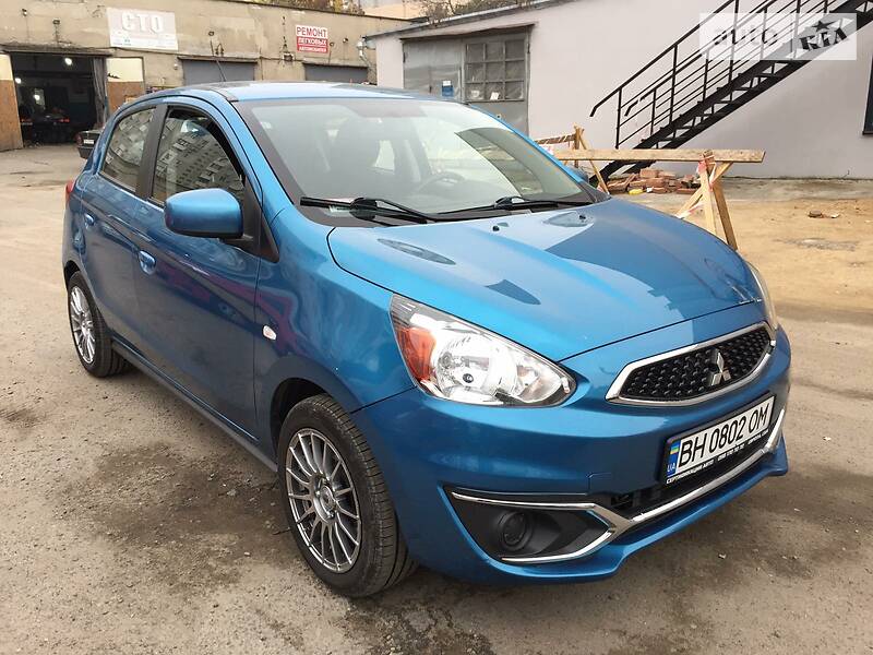 Хэтчбек Mitsubishi Mirage