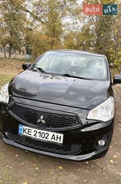 Mitsubishi Mirage  2020