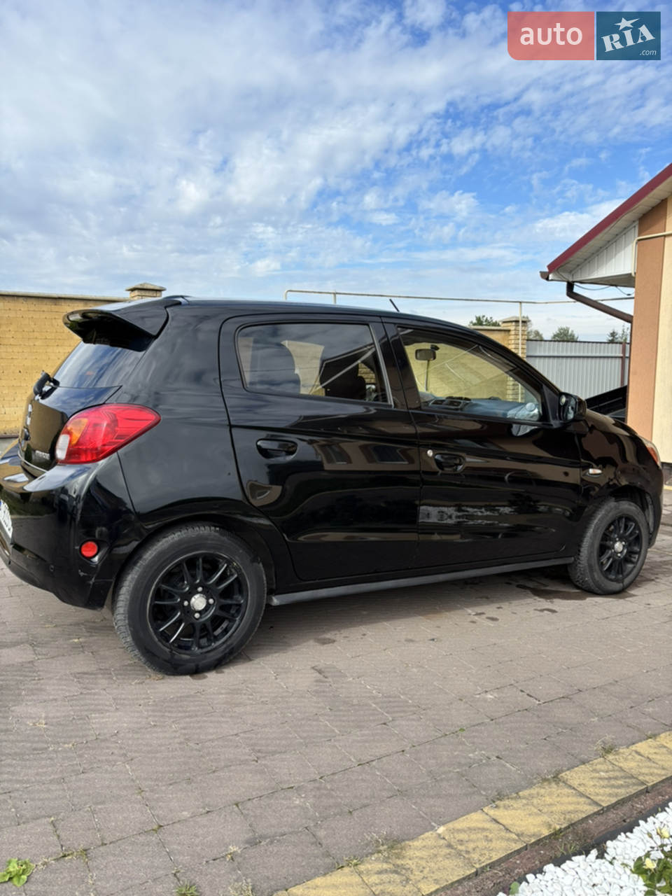 2014 Mitsubishi Mirage - мініатюра 4