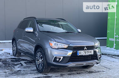 Mitsubishi Outlander Sport SEL 2018