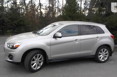 Mitsubishi Outlander Sport 4x4 2013