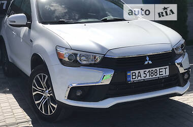 Mitsubishi Outlander Sport  2016