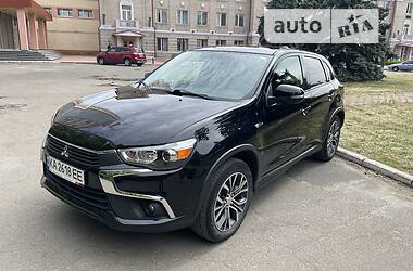 Mitsubishi Outlander Sport SE 2018