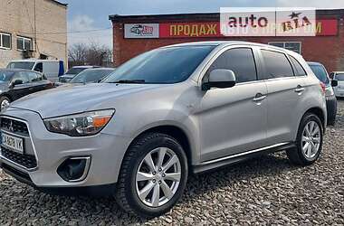 Mitsubishi Outlander Sport  2014